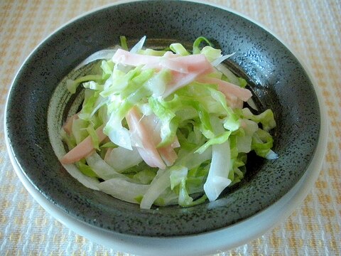 キャベツとハムと玉ねぎの中華風コールスロー♪